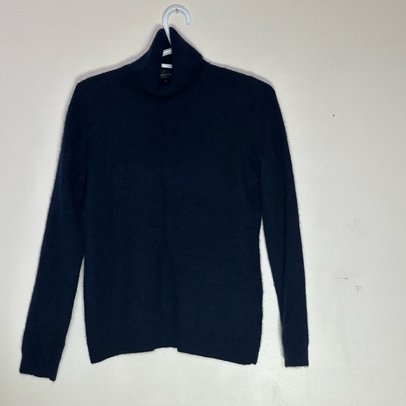 Jones & Co Other - JONES AND CO CASHMERE Navy Blue Turtle Neck Sweater